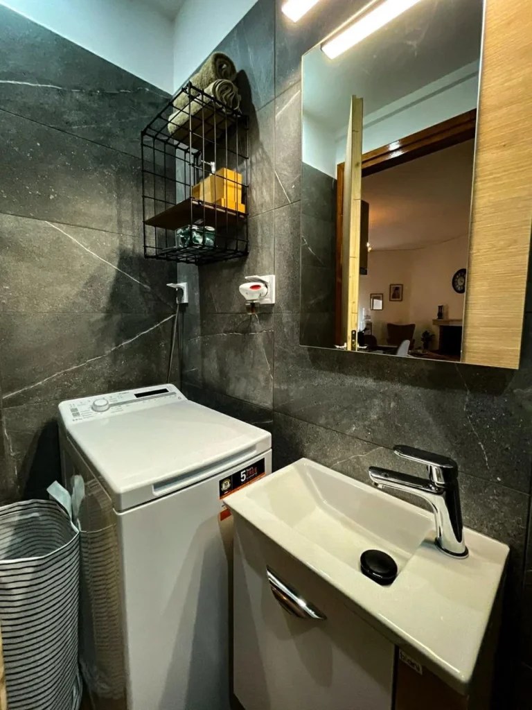 Μπάνιο · Πρέβεζα / Bathroom · Preveza