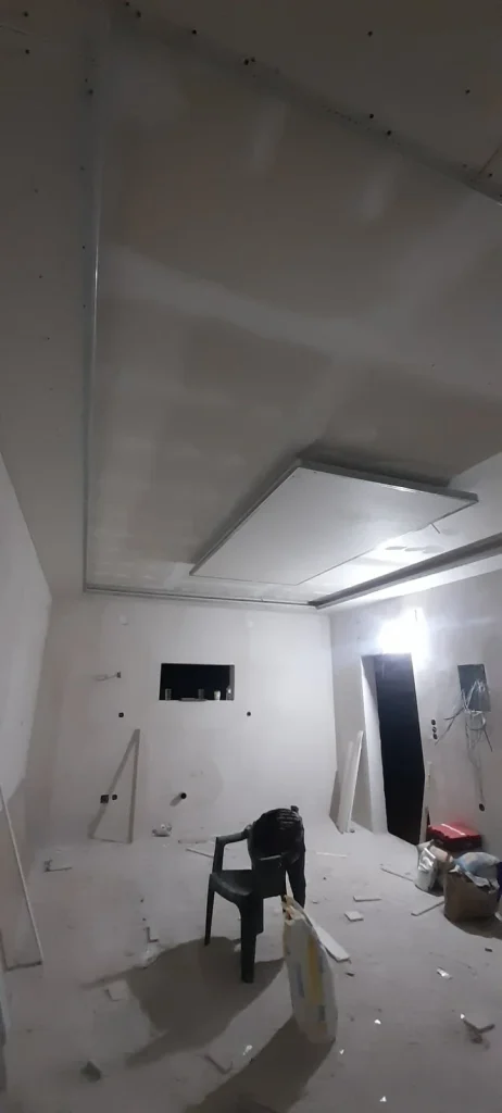 Οροφές & κρυφός φωτισμός / Ceilings & concealed lighting