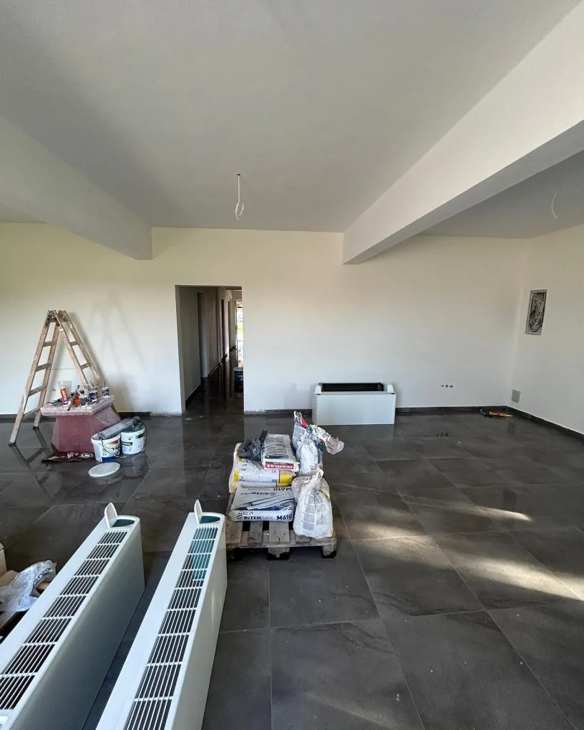 Εργασίες ανακαίνισης κατοικίας / Home renovation works