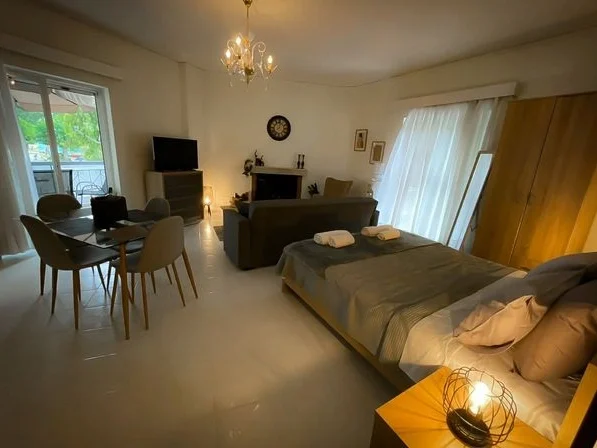Κατοικία Airbnb · Πρέβεζα / Airbnb residence · Preveza
